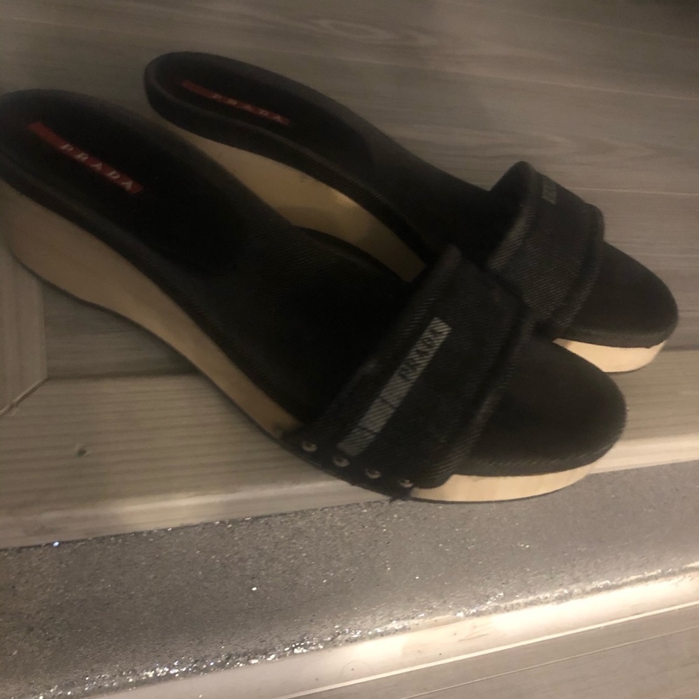 Prada Slides - Picture 3 of 10